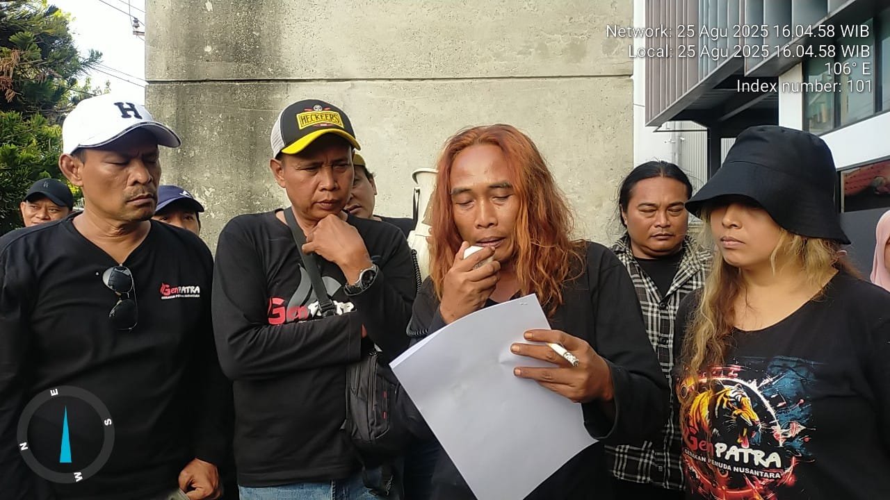 GenPatra Bersama Ratusan Pekerja Harian Lepas Ngluruk PT.KML ( Mina Laut ) , Tuntut Upah Yang Belum di Bayar