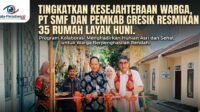Tingkatkan Kesejahteraan Warga, PT SMF dan Pemkab Gresik Resmikan 35 Rumah Layak Huni