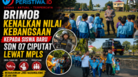 Brimob Kenalkan Nilai Kebangsaan kepada Siswa Baru SDN 07 Ciputat Lewat MPLS